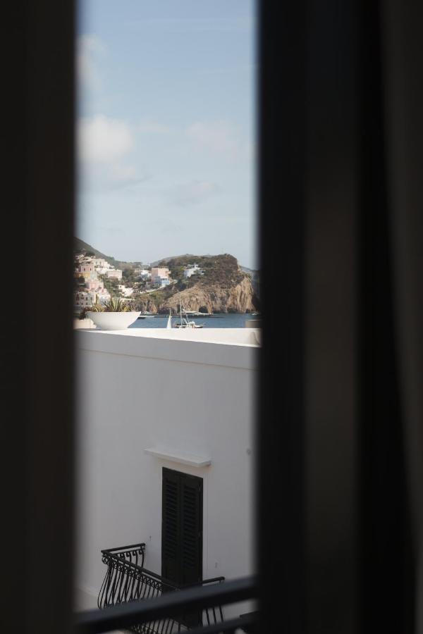 Classic Double Room with Sea View,1263808111:JPEG